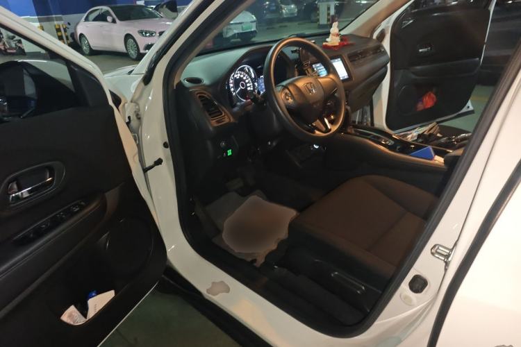 Used Honda Vezel 2017 1.5L CVT 2WD Comfort Model Driver Seat