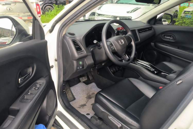 Used Honda Vezel 2017 1.5L CVT 2WD Comfort Model Driver Seat