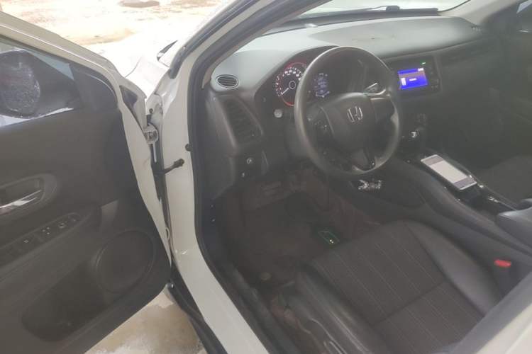 Used Honda Vezel 2017 1.8L CVT Front-Wheel Drive Pioneer Edition Driver Seat