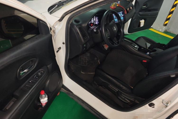 Used Honda Vezel 2017 1.5L CVT 2WD Comfort Model Driver Seat