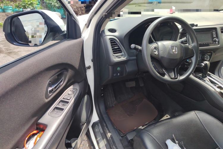 Used Honda Vezel 2017 1.5L CVT 2WD Comfort Model Driver Seat