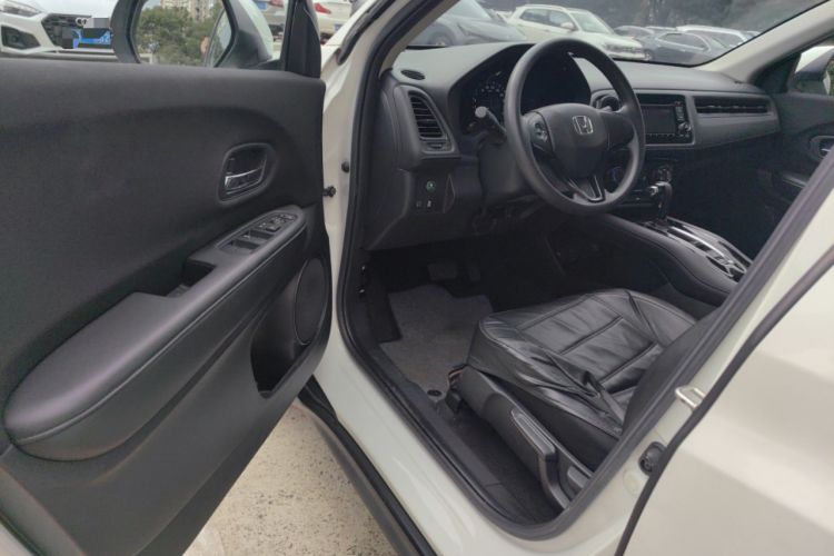Used Honda Vezel 2017 1.5L CVT 2WD Comfort Model Driver Seat