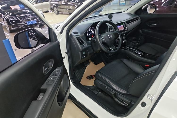 Used Honda Vezel 2017 1.5L CVT 2WD Comfort Model Driver Seat