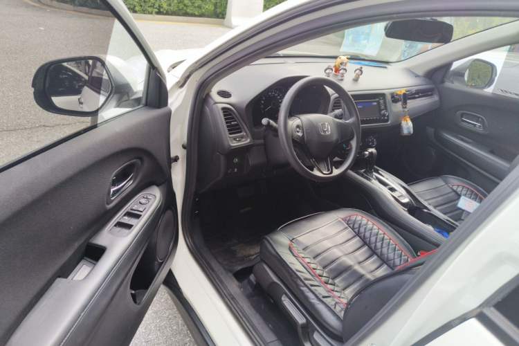 Used Honda Vezel 2017 1.5L CVT 2WD Comfort Model Driver Seat