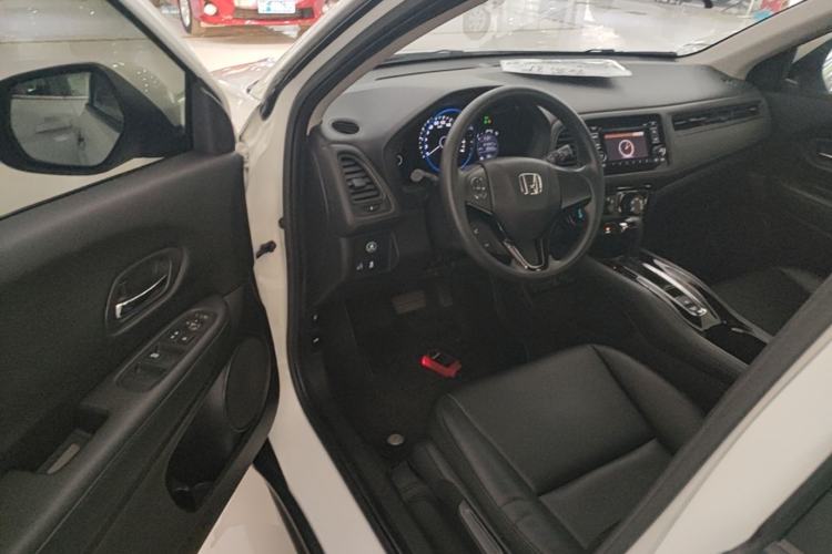 Used Honda Vezel 2017 1.5L CVT 2WD Comfort Model Driver Seat