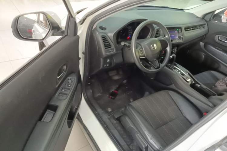 Used Honda Vezel 2017 1.8L CVT 2WD Elite Model Driver Seat