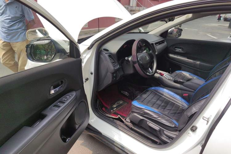 Used Honda Vezel 2017 1.5L CVT 2WD Comfort Model Driver Seat