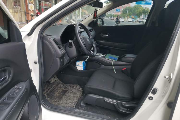 Used Honda Vezel 2017 1.5L CVT 2WD Comfort Model Driver Seat