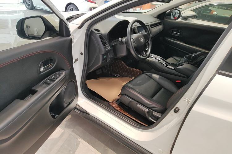 Used Honda Vezel 2017 1.5L CVT 2WD Comfort Model Driver Seat
