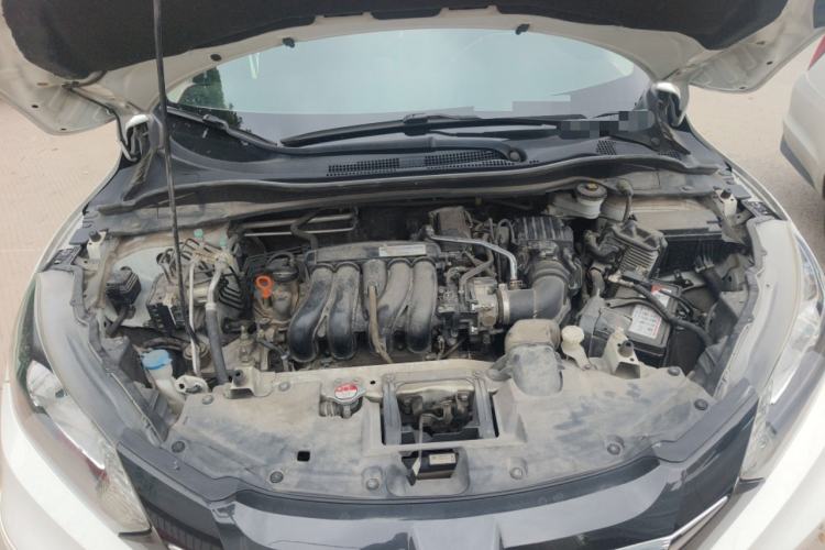 Used Honda Vezel 2017 1.5L CVT 2WD Comfort Model Engine Bay