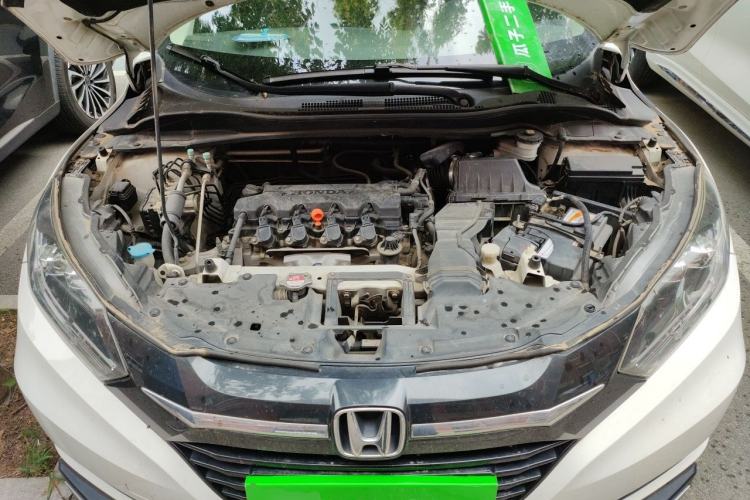 Used Honda Vezel 2017 1.8L CVT Front-Wheel Drive Pioneer Edition Engine Bay