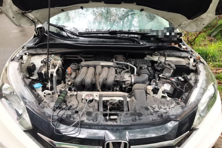 Used Honda Vezel 2017 1.5L CVT 2WD Comfort Model Engine Bay