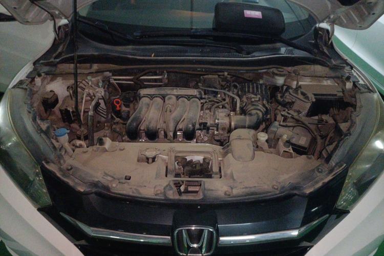 Used Honda Vezel 2017 1.5L CVT 2WD Comfort Model Engine Bay