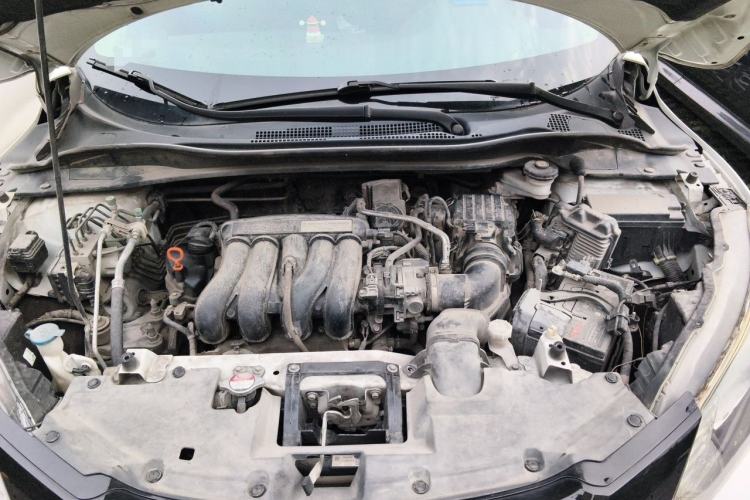 Used Honda Vezel 2017 1.5L CVT 2WD Comfort Model Engine Bay