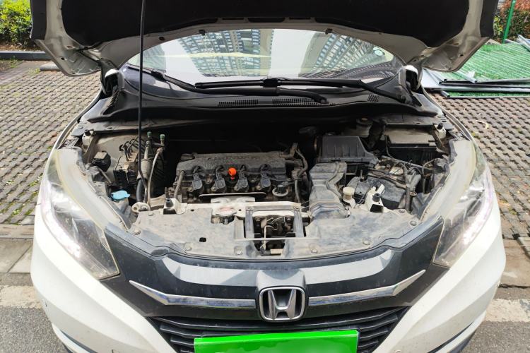 Used Honda Vezel 2017 1.8L CVT Front-Wheel Drive Pioneer Edition Engine Bay