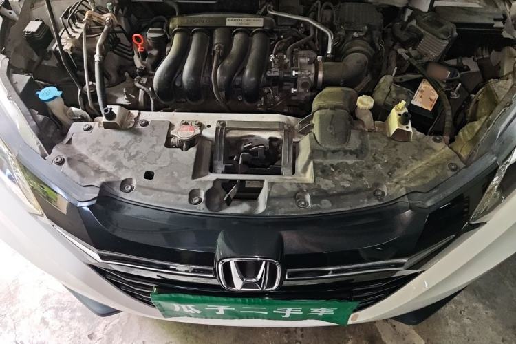 Used Honda Vezel 2017 1.5L CVT 2WD Comfort Model Engine Bay