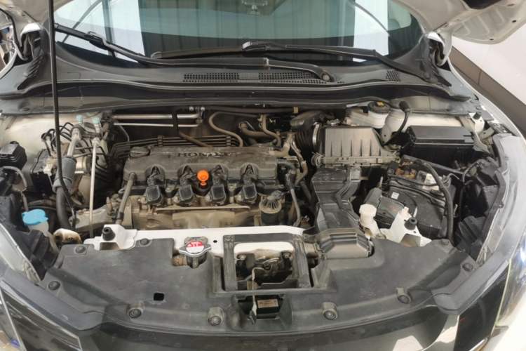 Used Honda Vezel 2017 1.8L CVT Two-Wheel Drive Luxury Model Engine Bay