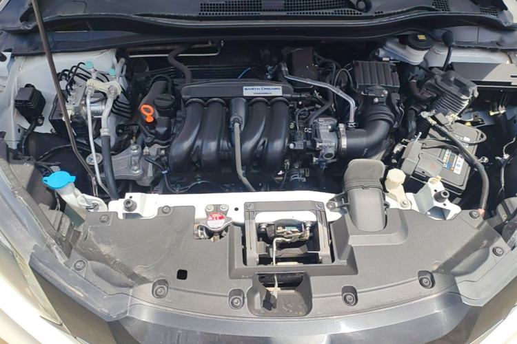 Used Honda Vezel 2017 1.5L CVT 2WD Comfort Model Engine Bay