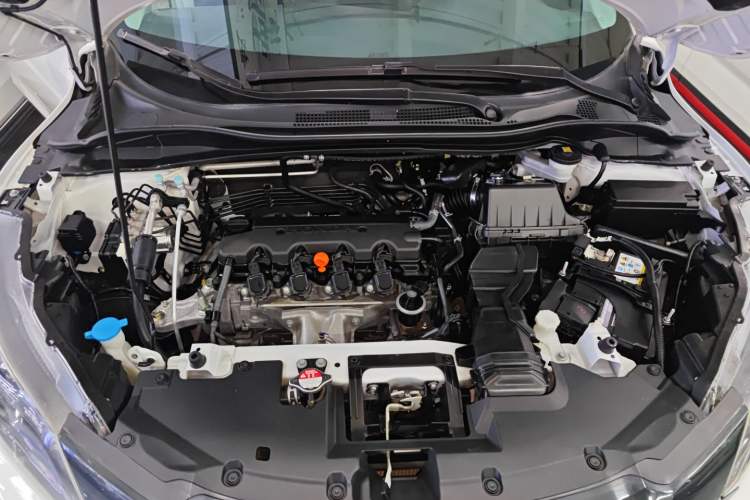 Used Honda Vezel 2017 1.8L CVT Front-Wheel Drive Pioneer Edition Engine Bay
