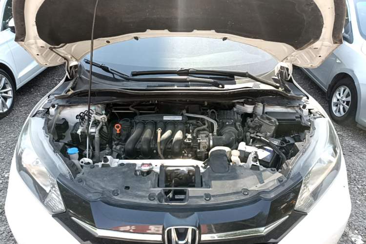 Used Honda Vezel 2017 1.5L CVT 2WD Comfort Model Engine Bay