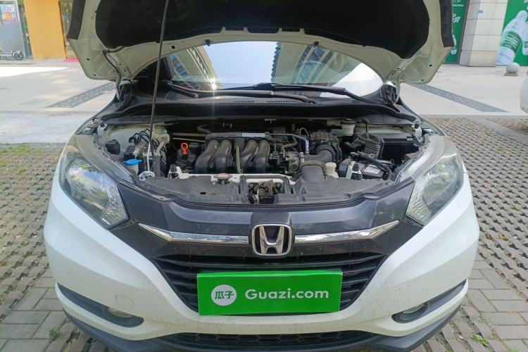 Used Honda Vezel 2017 1.5L CVT 2WD Comfort Model Engine Bay