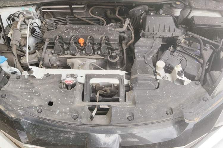 Used Honda Vezel 2017 1.8L CVT Front-Wheel Drive Pioneer Edition Engine Bay