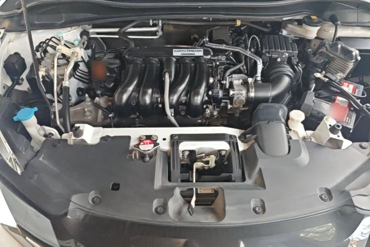 Used Honda Vezel 2017 1.5L CVT 2WD Comfort Model Engine Bay