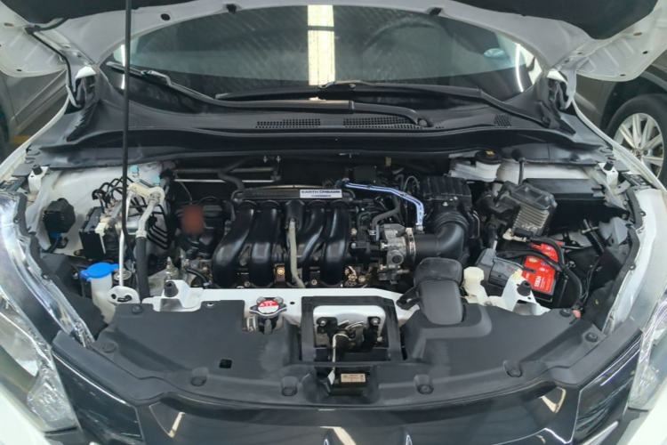 Used Honda Vezel 2017 1.5L CVT 2WD Comfort Model Engine Bay