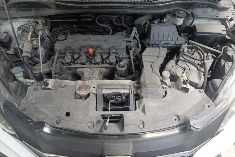 Used Honda Vezel 2017 1.8L CVT Front-Wheel Drive Pioneer Edition Engine Bay