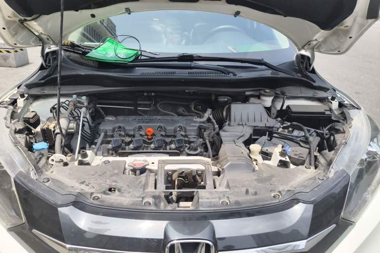 Used Honda Vezel 2017 1.8L CVT Front-Wheel Drive Pioneer Edition Engine Bay