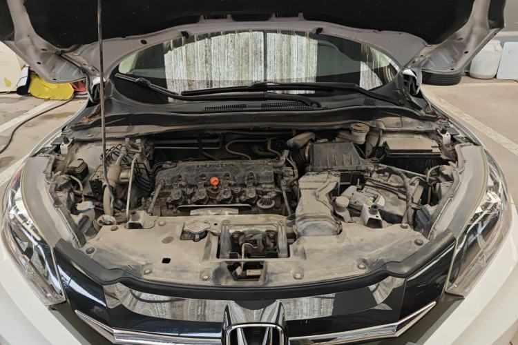 Used Honda Vezel 2017 1.8L CVT Front-Wheel Drive Pioneer Edition Engine Bay