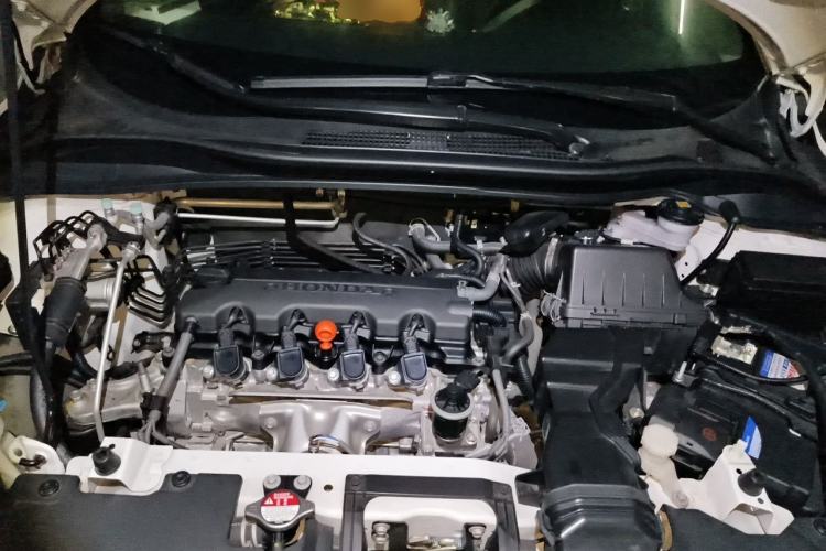 Used Honda Vezel 2017 1.8L CVT Two-Wheel Drive Luxury Model Engine Bay