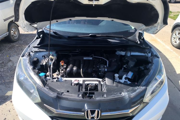 Used Honda Vezel 2017 1.5L CVT 2WD Comfort Model Engine Bay