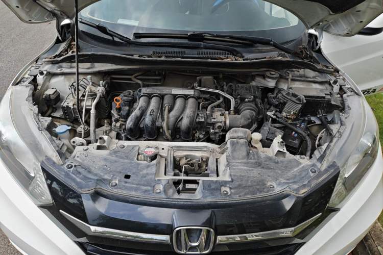 Used Honda Vezel 2017 1.5L CVT 2WD Comfort Model Engine Bay