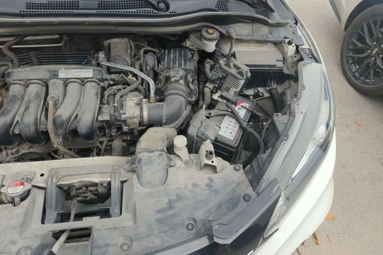 Used Honda Vezel 2017 1.5L CVT 2WD Comfort Model Engine Bay Left