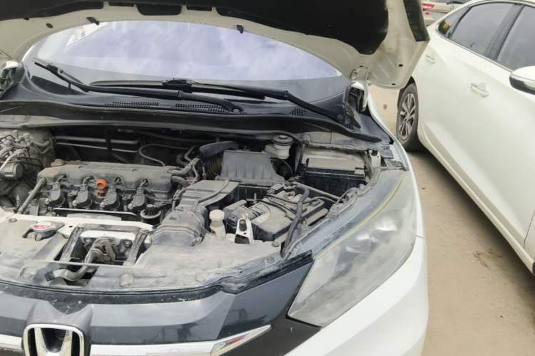 Used Honda Vezel 2017 1.8L CVT Front-Wheel Drive Pioneer Edition Engine Bay Left