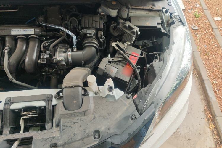 Used Honda Vezel 2017 1.5L CVT 2WD Comfort Model Engine Bay Left