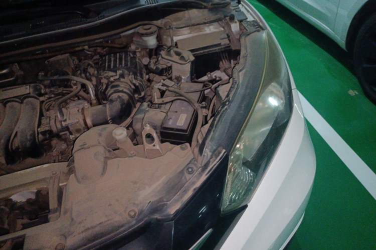 Used Honda Vezel 2017 1.5L CVT 2WD Comfort Model Engine Bay Left
