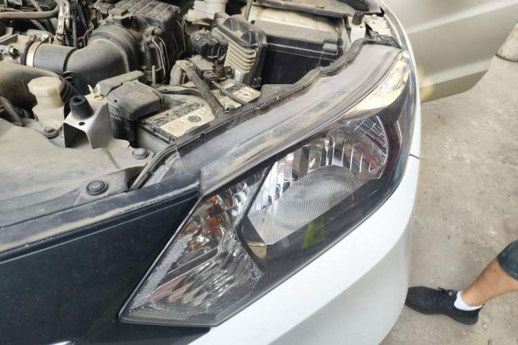 Used Honda Vezel 2017 1.5L CVT 2WD Comfort Model Engine Bay Left