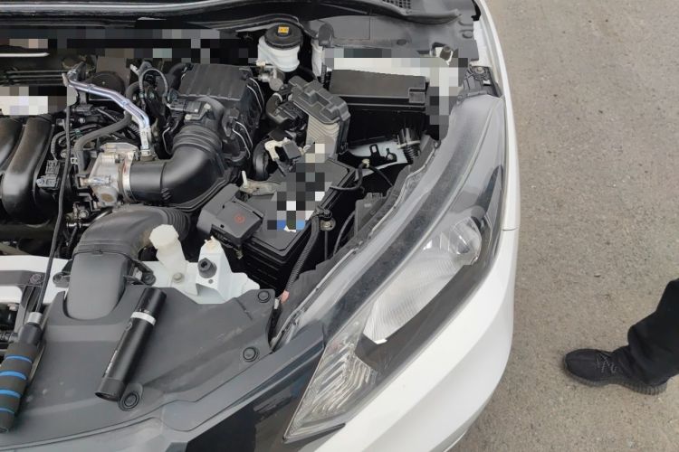 Used Honda Vezel 2017 1.5L CVT 2WD Comfort Model Engine Bay Left