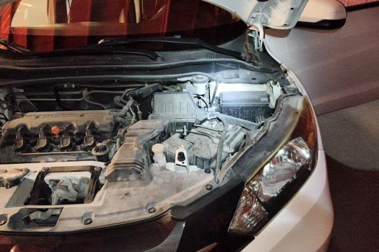 Used Honda Vezel 2017 1.8L CVT 2WD Elite Model Engine Bay Left