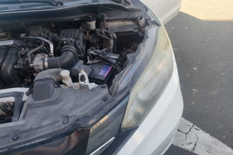 Used Honda Vezel 2017 1.5L CVT 2WD Comfort Model Engine Bay Left
