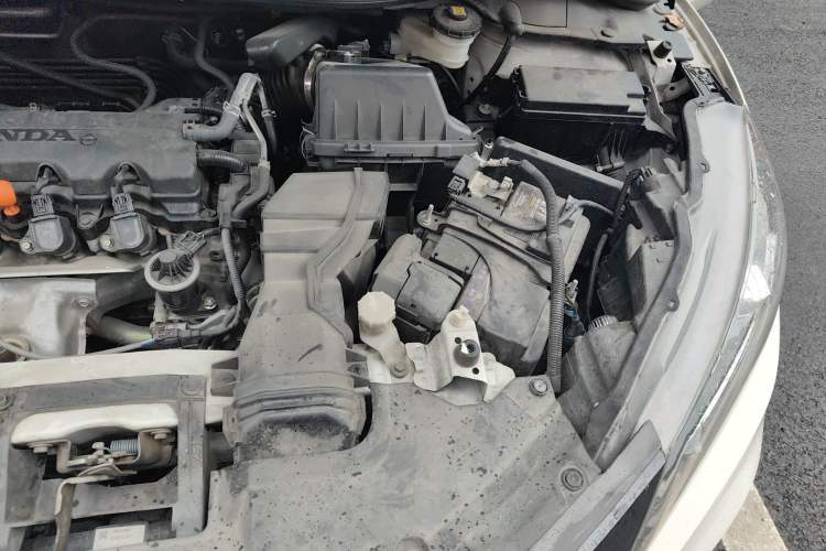 Used Honda Vezel 2017 1.8L CVT Front-Wheel Drive Pioneer Edition Engine Bay Left