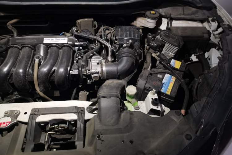Used Honda Vezel 2017 1.5L CVT 2WD Comfort Model Engine Bay Left
