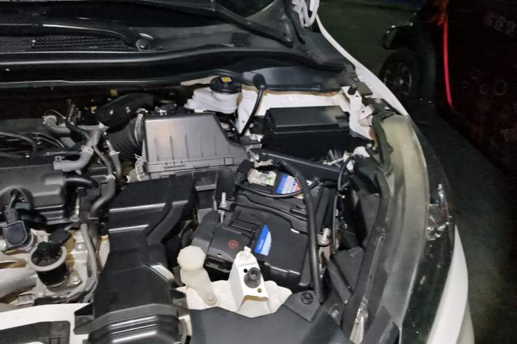 Used Honda Vezel 2017 1.8L CVT Two-Wheel Drive Luxury Model Engine Bay Left