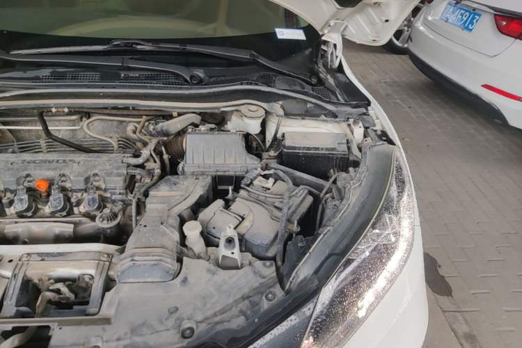 Used Honda Vezel 2017 1.8L CVT Front-Wheel Drive Pioneer Edition Engine Bay Left