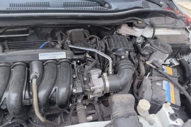 Used Honda Vezel 2017 1.5L CVT 2WD Comfort Model Engine Bay Left