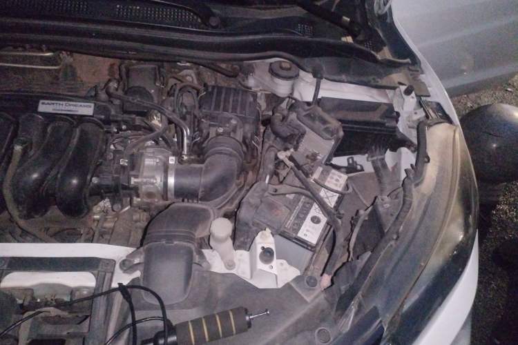 Used Honda Vezel 2017 1.5L CVT 2WD Comfort Model Engine Bay Left