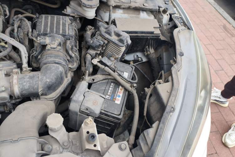 Used Honda Vezel 2017 1.5L CVT 2WD Comfort Model Engine Bay Left