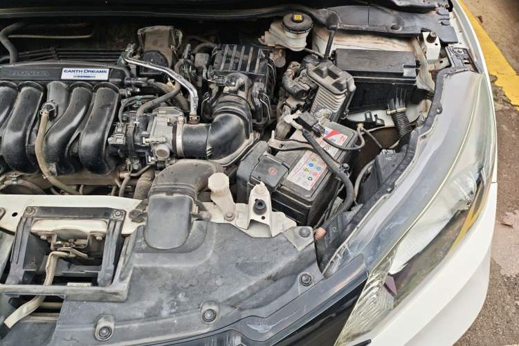 Used Honda Vezel 2017 1.5L CVT 2WD Comfort Model Engine Bay Left